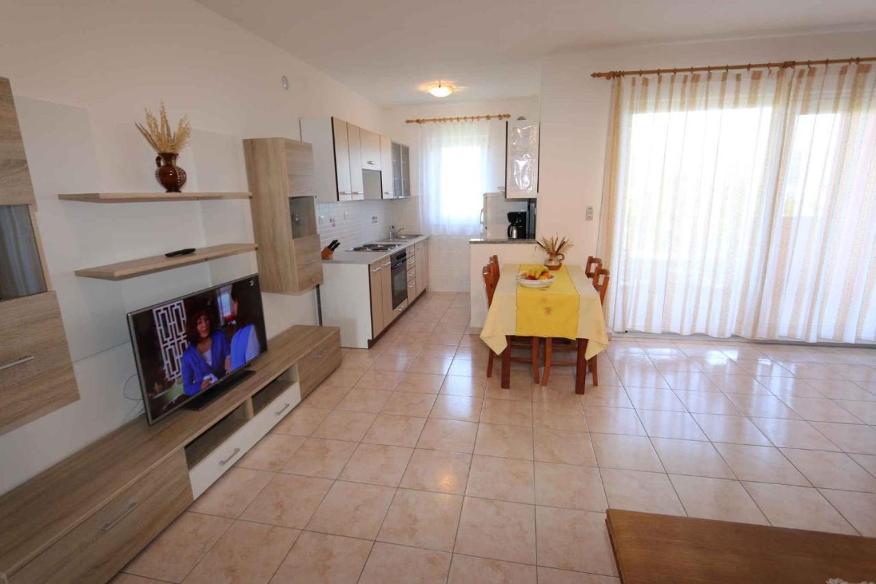 Apartments In Silo/Insel Krk 13430 Exterior foto